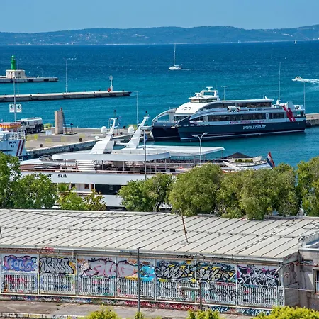 Mariani Luxury In Center 4*