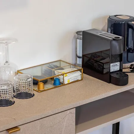 Mariani Luxury In Center Гостьовий будинок 4*