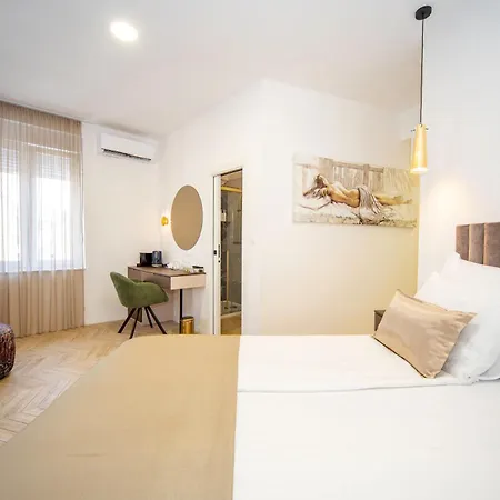 Mariani Luxury In Center