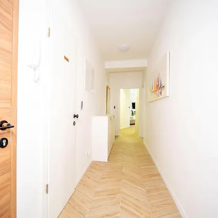 Mariani Luxury In Center Гостьовий будинок Спліт