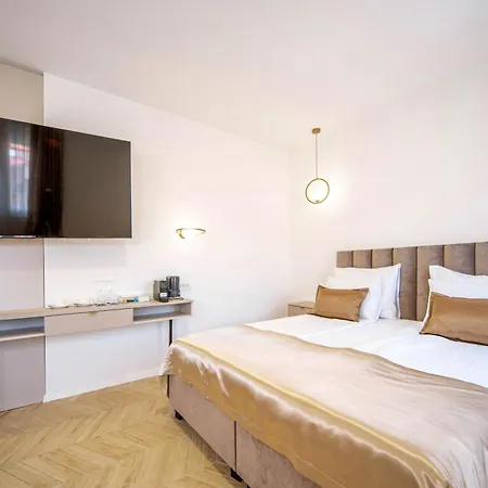 Pensjonat Mariani Luxury In Center 4*